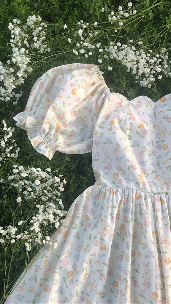 Hopping Cute Scalloped Dress