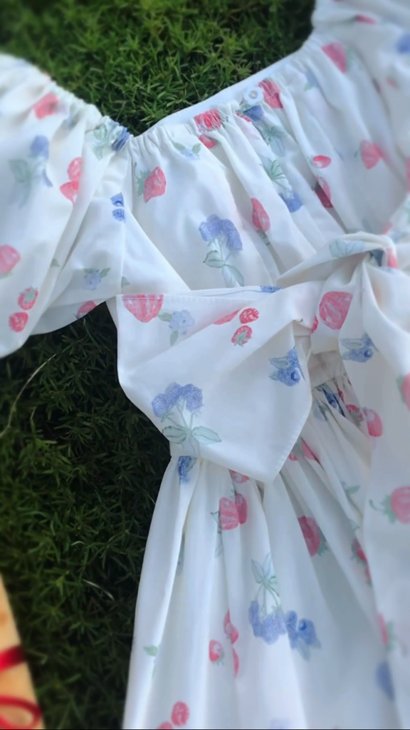 Vanilla Berry Puff Dress